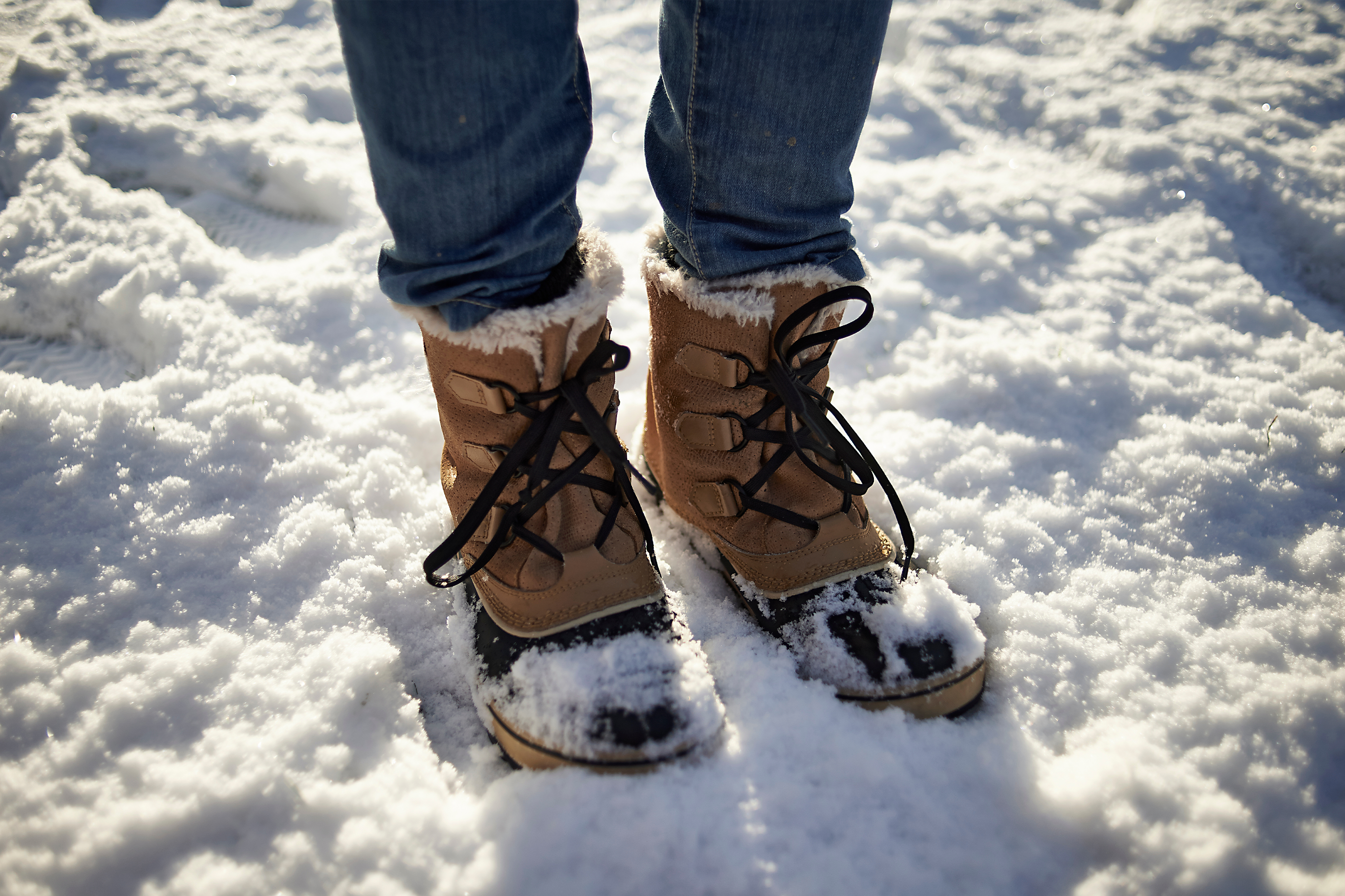 A Importância do Uso de Calçados Adequados na Neve