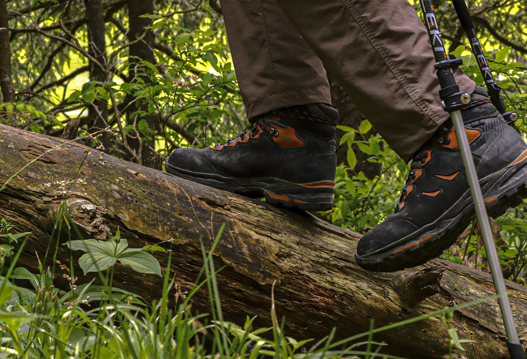 Cordilheira - Roupas térmicas e acessórios - Jaquetas, Corta vento, camisetas, botas e mais - Loja Online Cordilheirabrasil.com