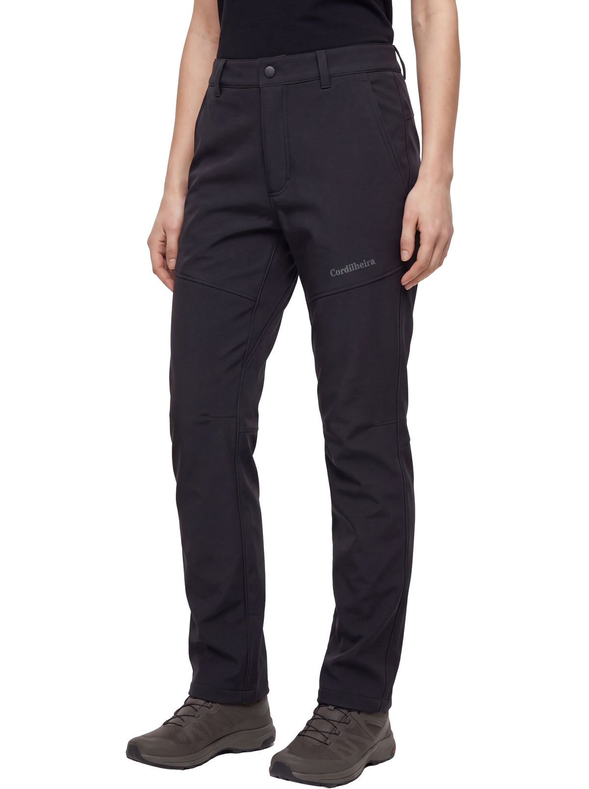 Imagem de capa da Calça Cordilheira Hiking Impermeável Feminina, Roupa da Marca Cordilheira com Boa qualidade, resistência e proteção impermeável Confiável para trilha, trekking e viagens outdoor.