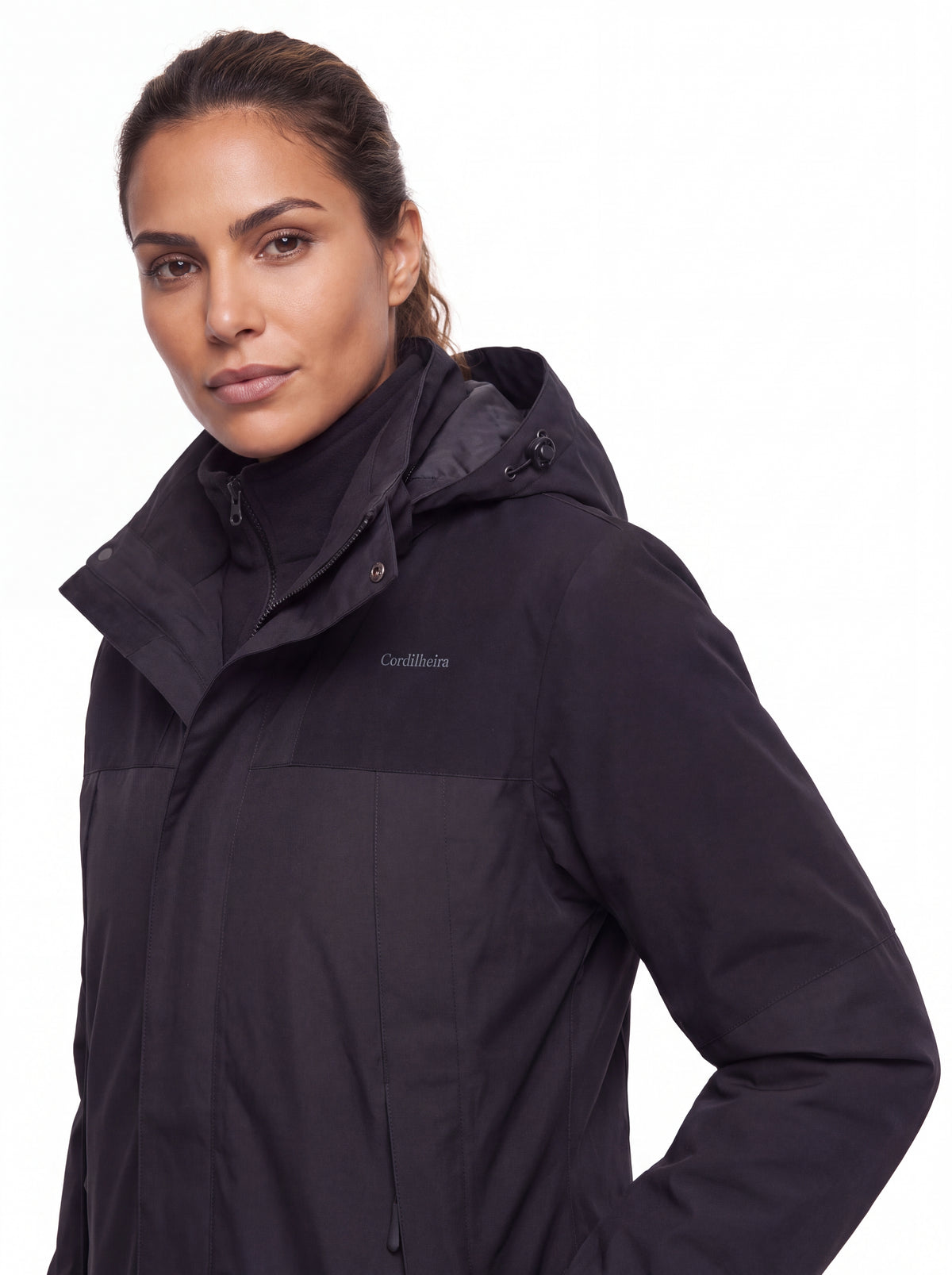 Jaqueta 3 em 1 Cordilheira Outlander com logo em fundo branco, Roupa da Marca Cordilheira com Boa apresentação e acabamento Confiável.