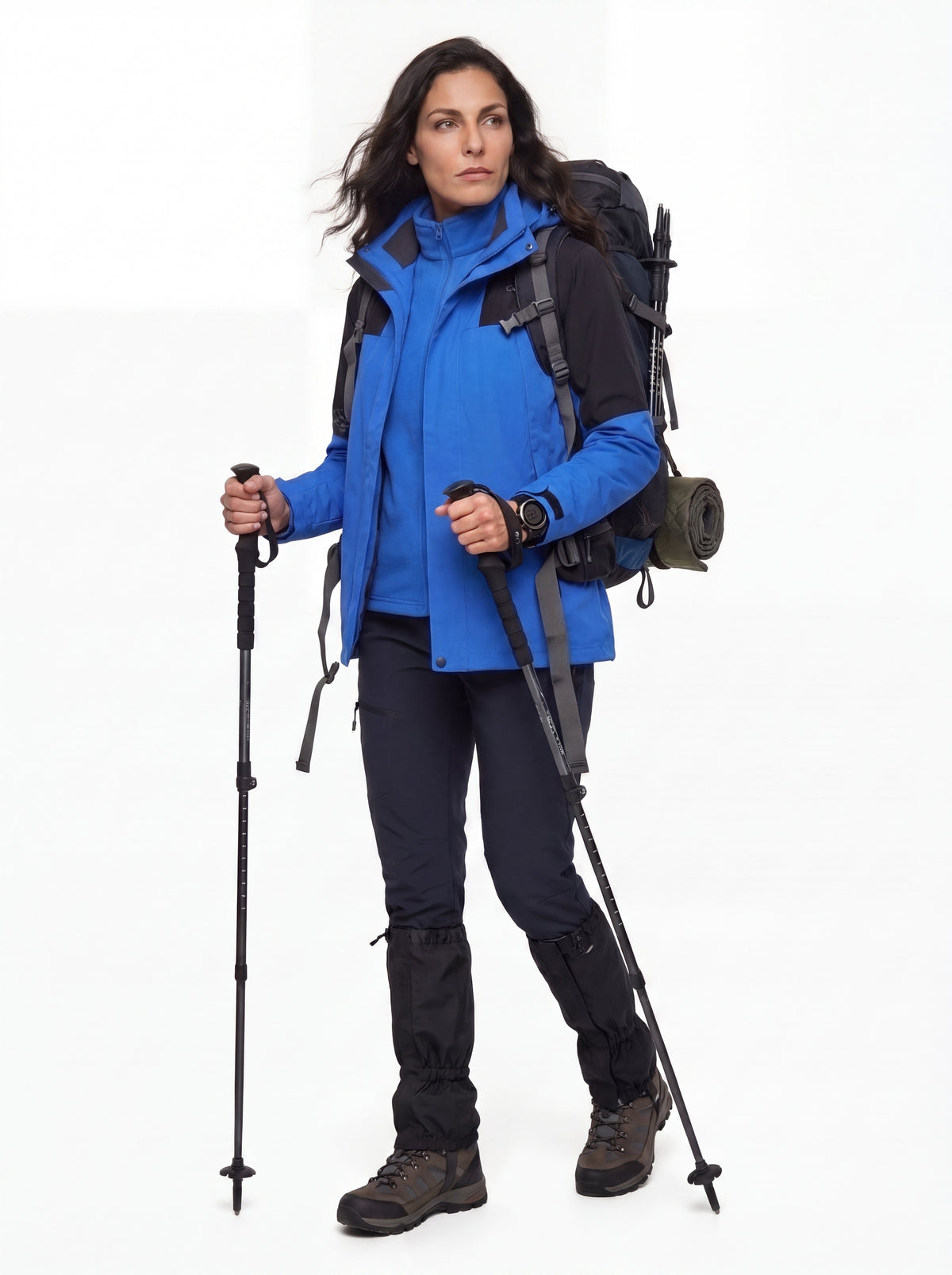 Modelo em pose séria com camada da Jaqueta 3 em 1 Cordilheira Outlander, Roupa da Marca Cordilheira com Boa apresentação Confiável.