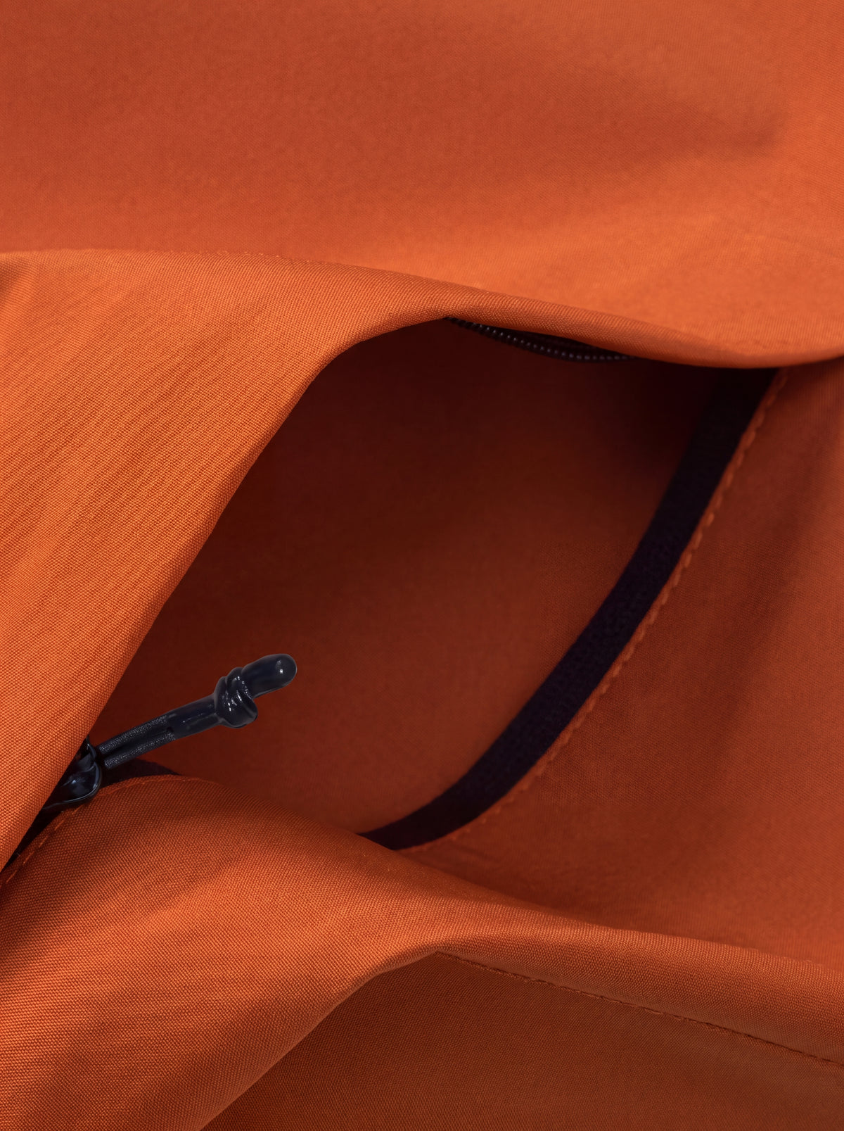 Detalhes da Jaqueta Anorak Cordilheira Defletor Masculina, Roupa da Marca Cordilheira com Boa qualidade, resistência e funcionalidade Confiável para trilhas, trekking e aventuras.