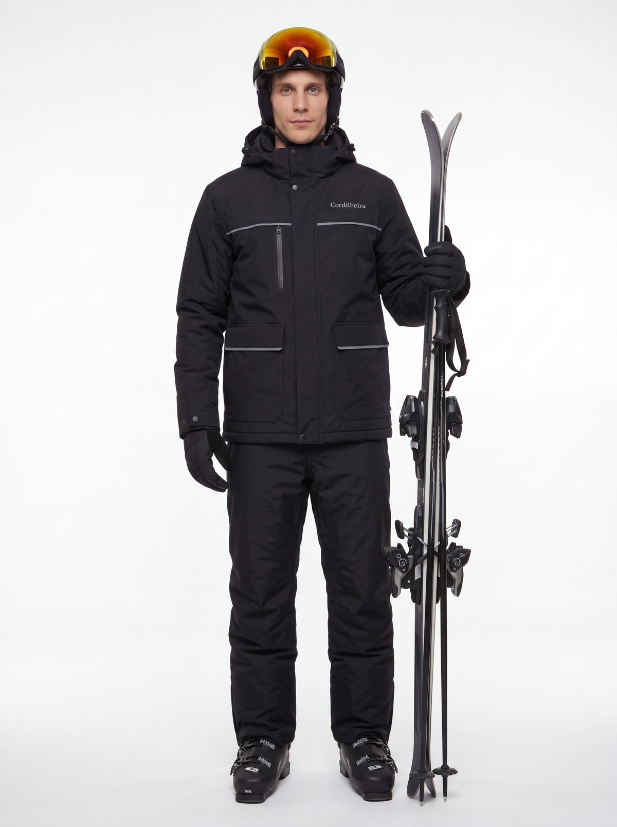 Modelo em catálogo de inverno com Jaqueta Puffer 3 em 1 Cordilheira Hybrid Masculina, Roupa da Marca Cordilheira com Boa proteção e resistência Confiável para frio e esportes de inverno.
