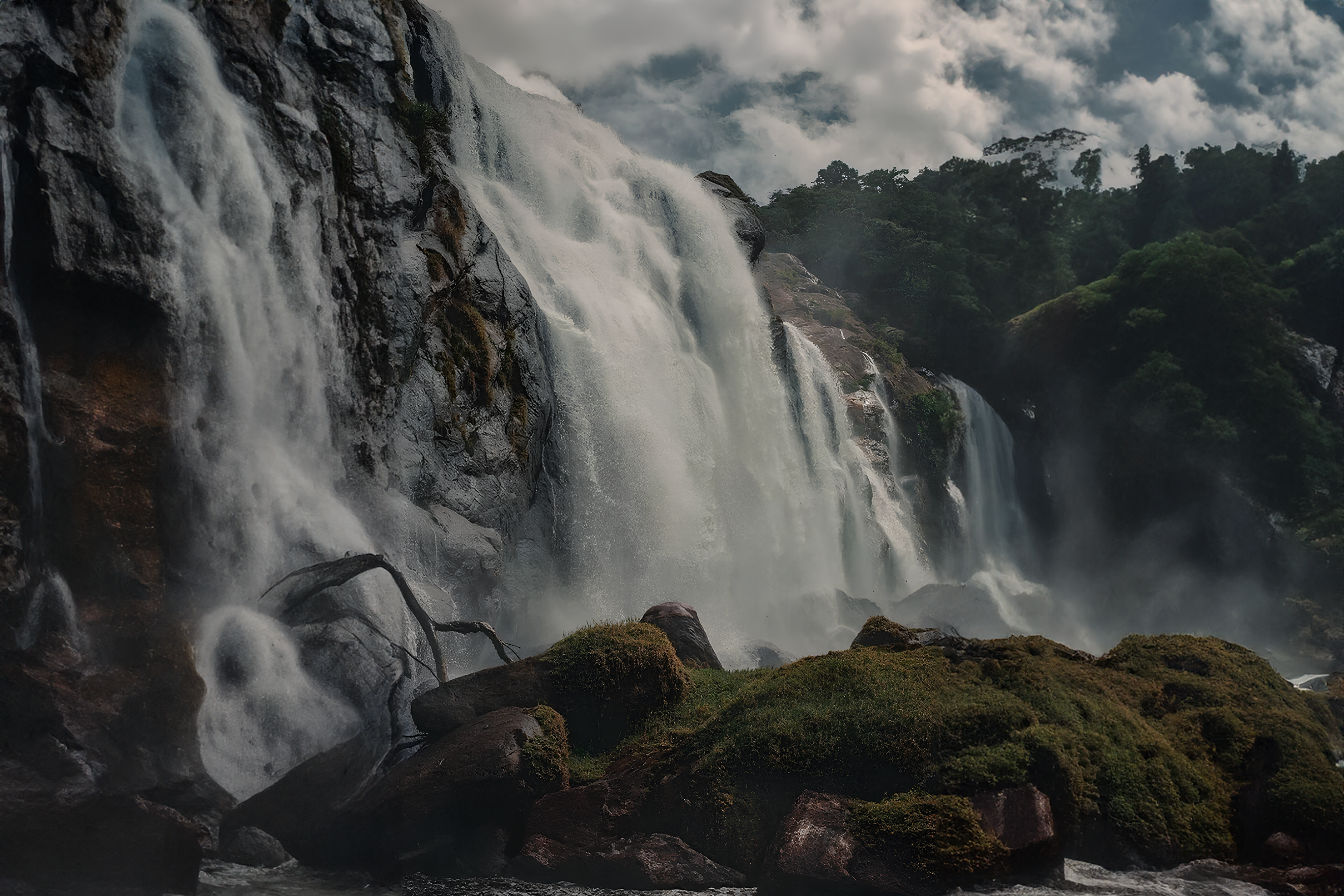 Descubra a Cachoeira do Elefante em Mogi das Cruzes: Aventura e Tranquilidade na Natureza