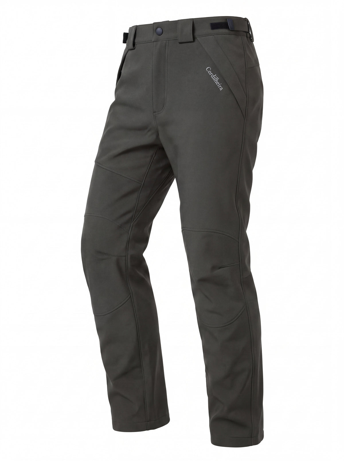Modelo com Calça 2 em 1 Cordilheira Pathfinder Masculina destacando a modelagem da peça, Roupa da Marca Cordilheira com Boa qualidade, resistência e uso Confiável para neve.