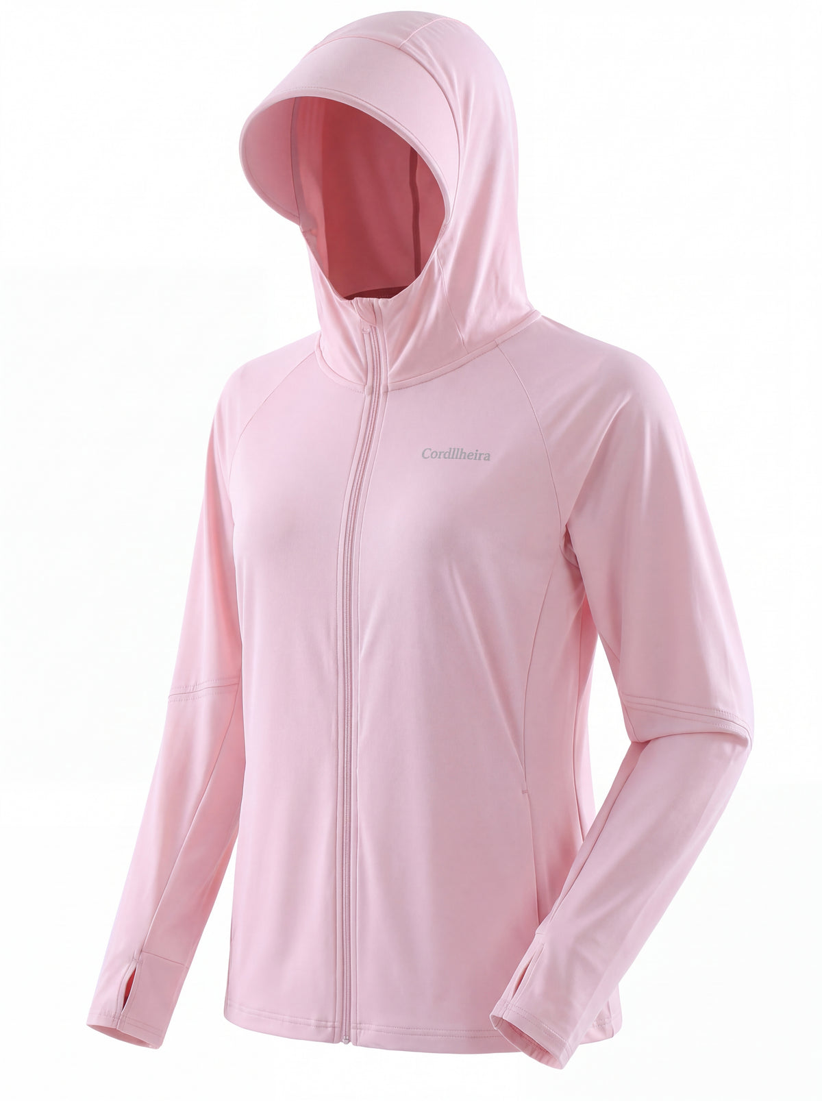 Modelo em pose específica usando Roupa Corta-Vento Cordilheira Solar UV50+ Feminina da Marca Cordilheira, com Boa resistência e proteção Confiável para treino, corrida e dias de sol.