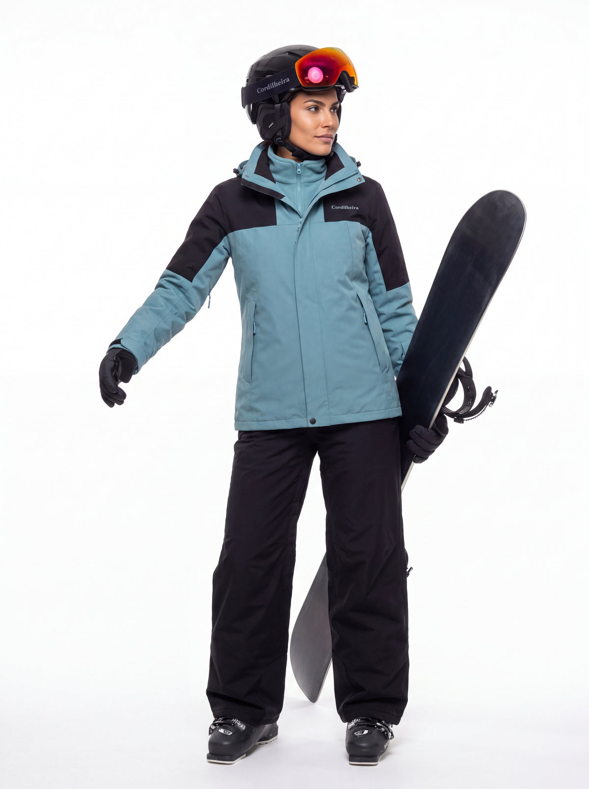 Modelo usando Jaqueta 3 em 1 Cordilheira Outlander de ski, Roupa da Marca Cordilheira com Boa qualidade e proteção Confiável para frio e neve.