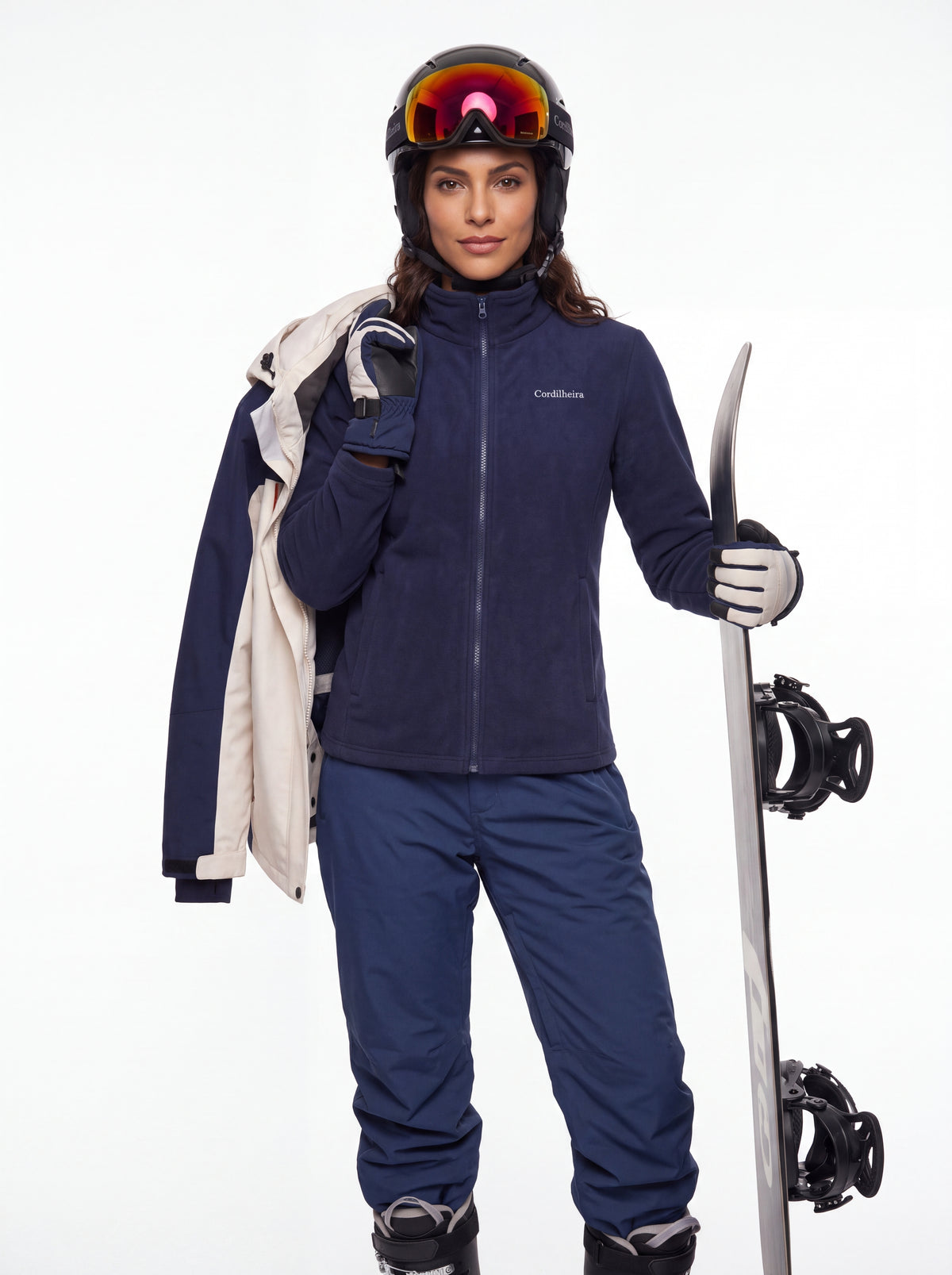 Modelo vestindo Jaqueta 3 em 1 Cordilheira Thermal Shield e ski, Roupa da Marca Cordilheira com Boa proteção e desempenho Confiável para neve.