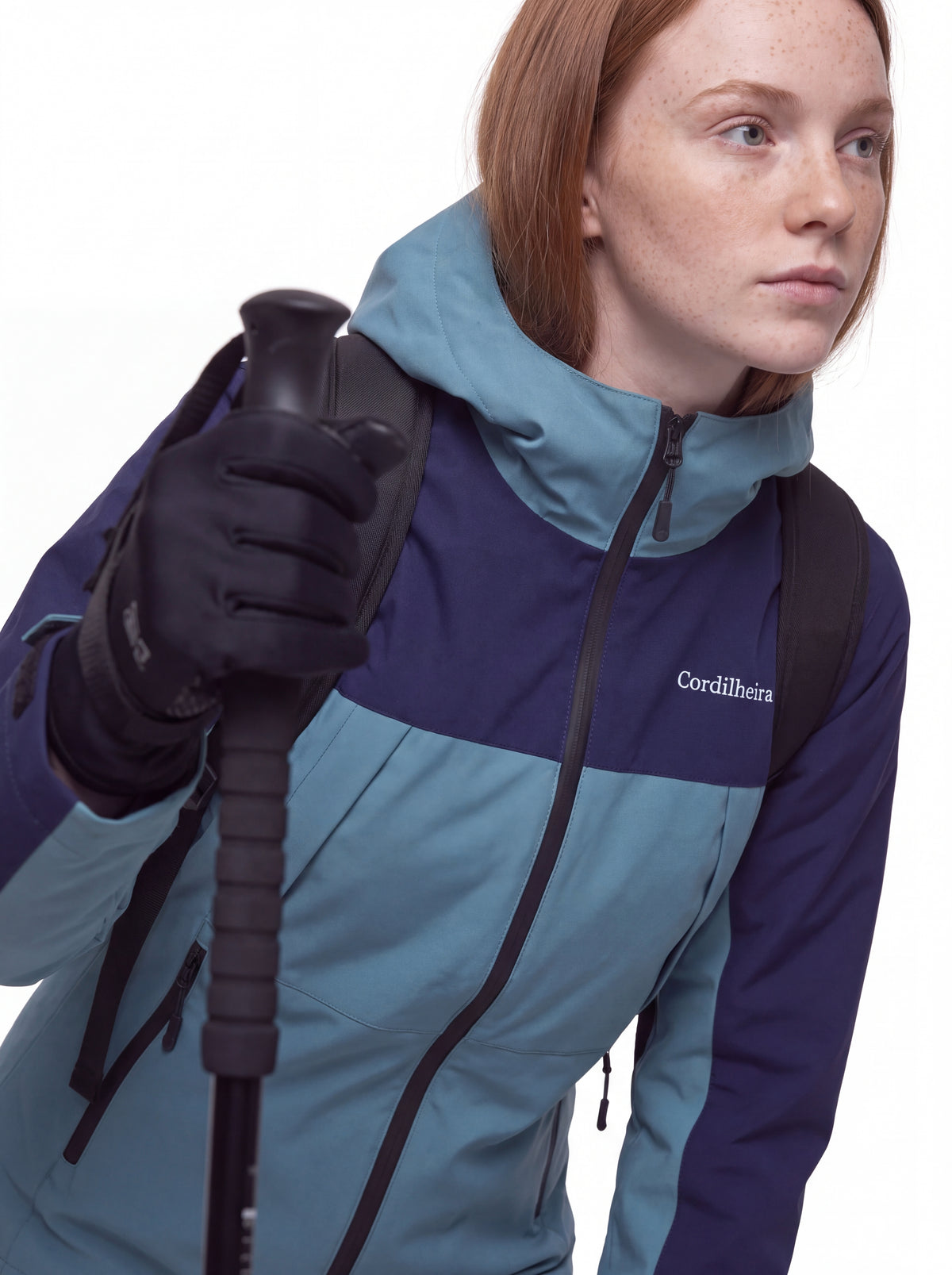 Close-up de campanha outdoor da Jaqueta Cordilheira Boreal Impermeável, Roupa da Marca Cordilheira com Boa qualidade e uso Confiável.