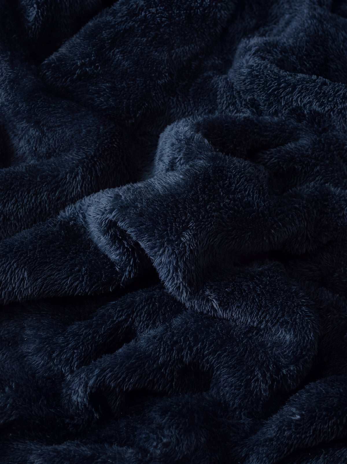 Detalhe de acabamento da Jaqueta Cordilheira Fleece Hooded Masculina, Roupa da Marca Cordilheira com Boa qualidade, resistência e construção Confiável para uso outdoor.