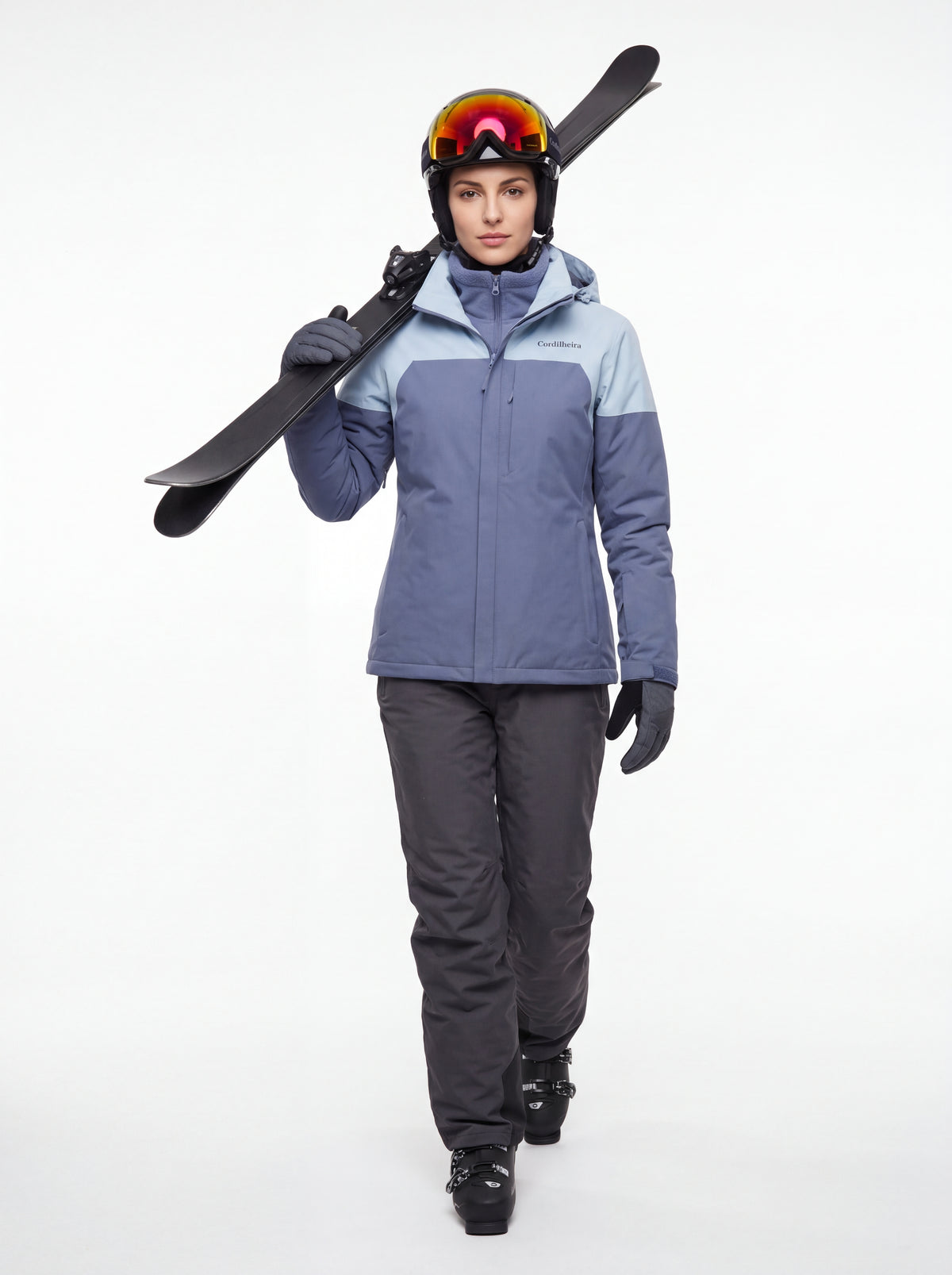 Modelo usando equipamento de ski e Jaqueta 3 em 1 Cordilheira Alpine Feminina, Roupa da Marca Cordilheira com Boa qualidade, resistência e proteção Confiável para esportes de inverno.