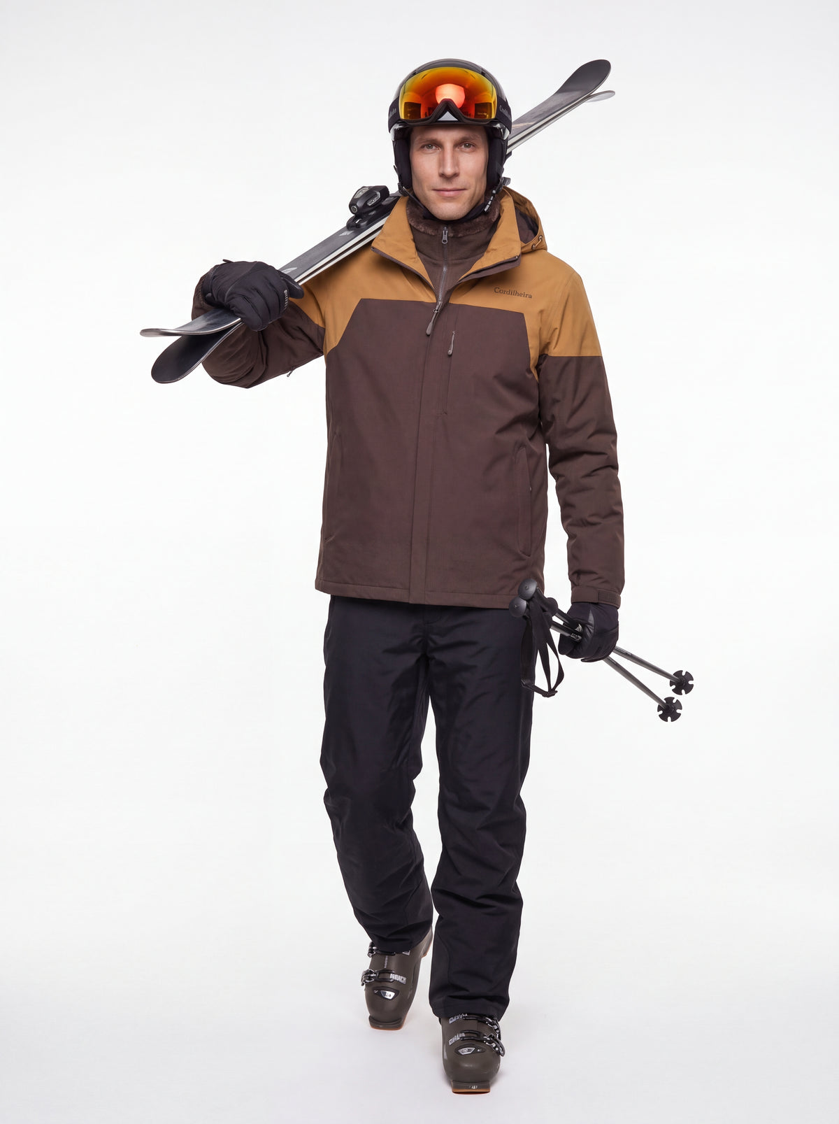 Modelo usando Jaqueta 3 em 1 Cordilheira Alpine Masculina para ski, Roupa da Marca Cordilheira com Boa resistência, impermeabilidade e proteção Confiável para neve.