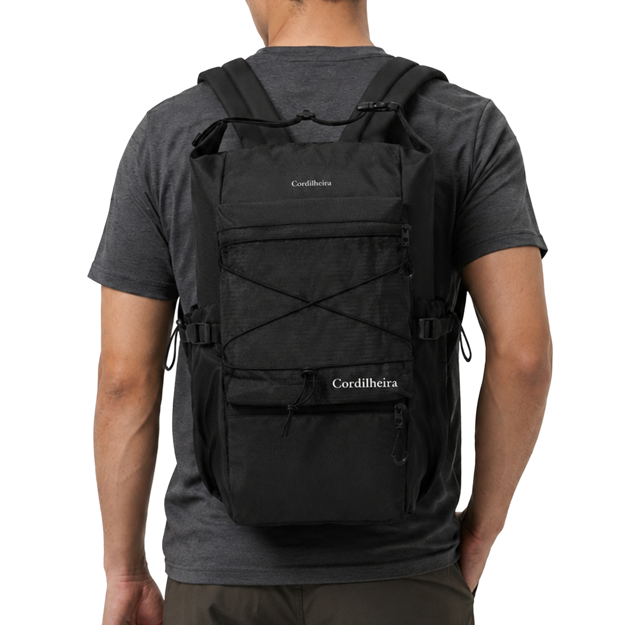 Mochila da Marca Cordilheira em tom bege para trilha e camping, feita para carregar Roupa e pertences com Boa praticidade e estrutura Confiável.